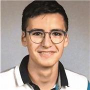 Etudiant qui a fait une classe préparatoire aux grandes écoles. Je peux vous aider à vous améliorer en maths